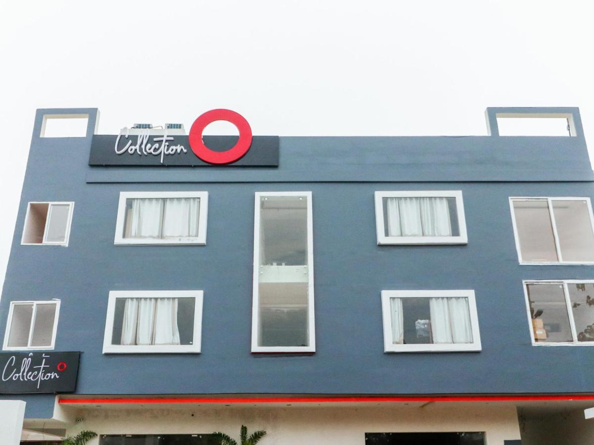 Oyo 79355 Collection O Hotel Adona Meenangadi Exterior photo